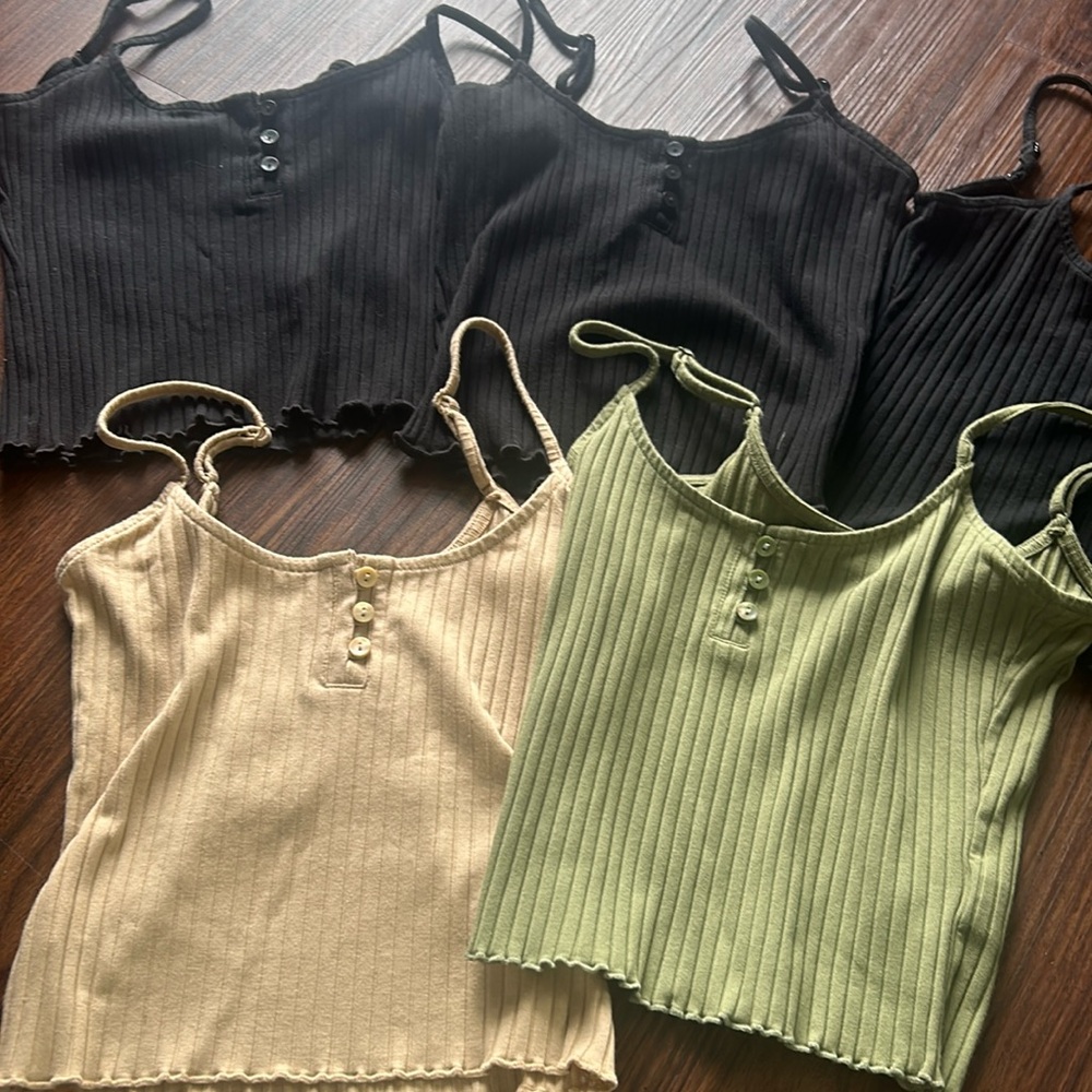 Bundle of 5 XS American Eagle cropped Henley tanks